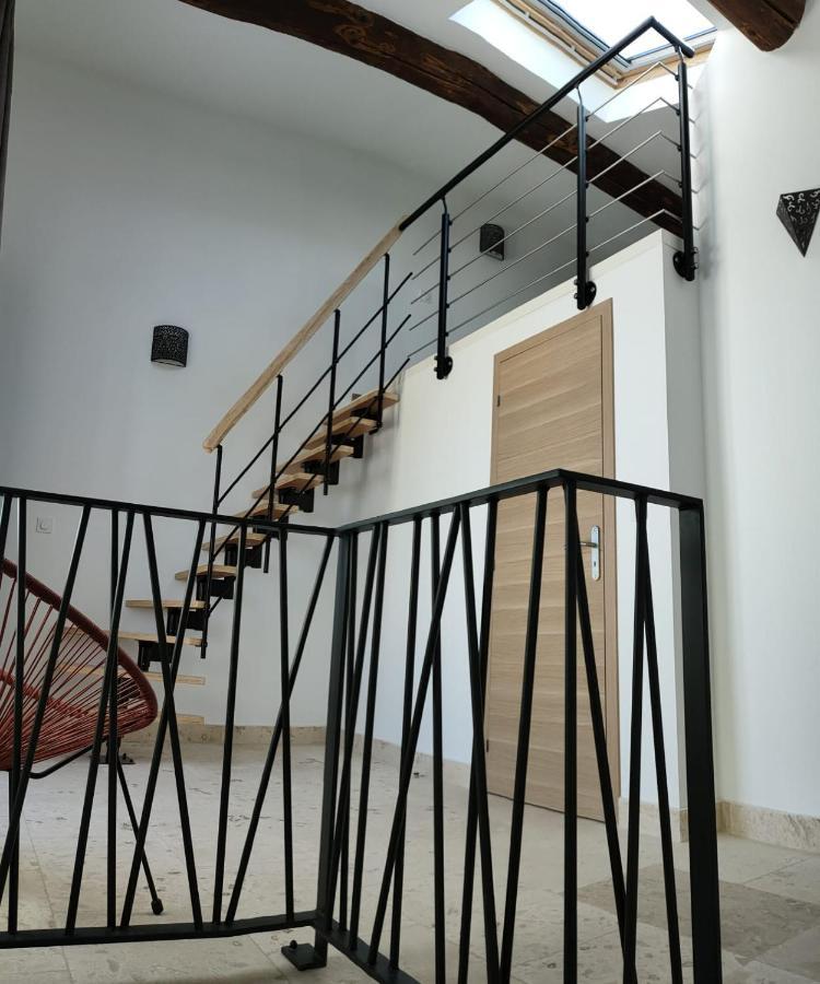 Appartement Dans Mas Provencal Arles Zewnętrze zdjęcie